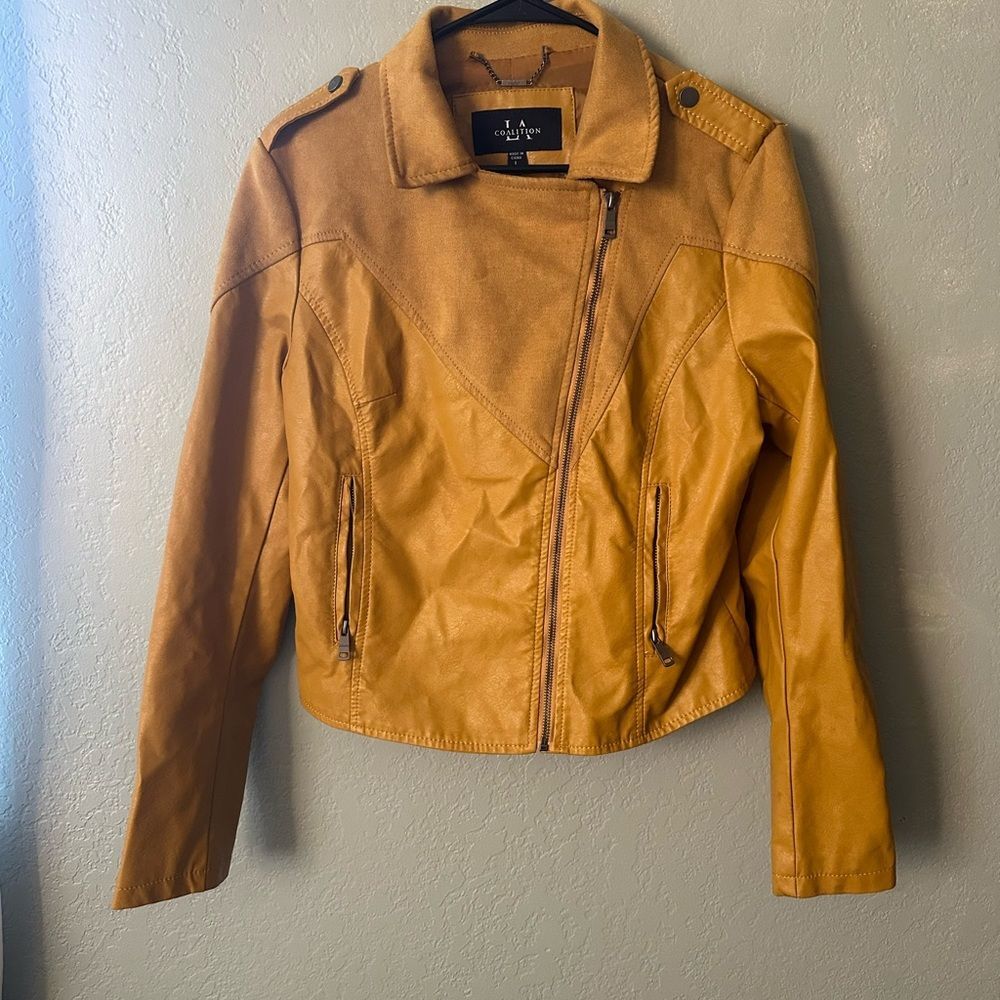 LA COALITION Vegan Leather And Suede Jacket. Mustard Yellow. Large - Picture 2 of 7